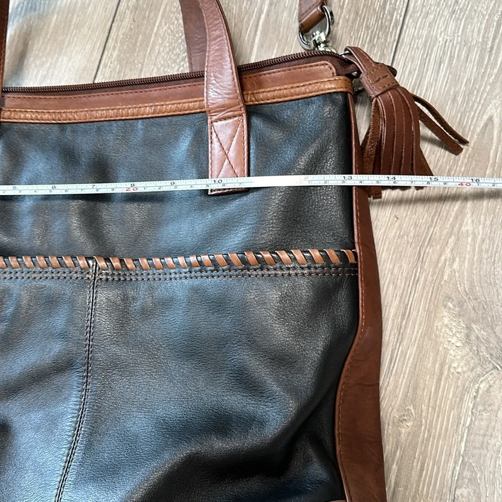 ili New York Leather Bag 💼